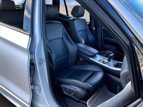 Used 2016 BMW X3 xDrive28i image 7