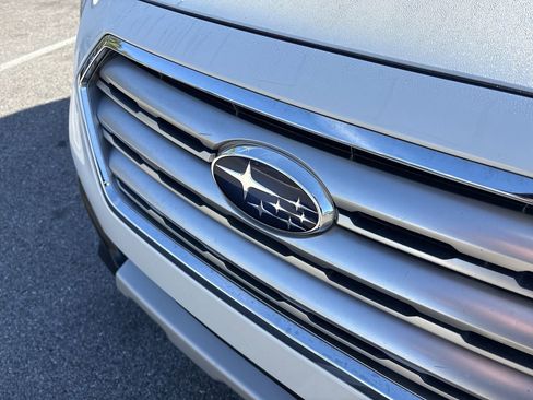 Used 2015 Subaru Outback 2.5i Limited image 21