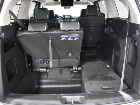 New 2026 Honda Odyssey Touring image 36