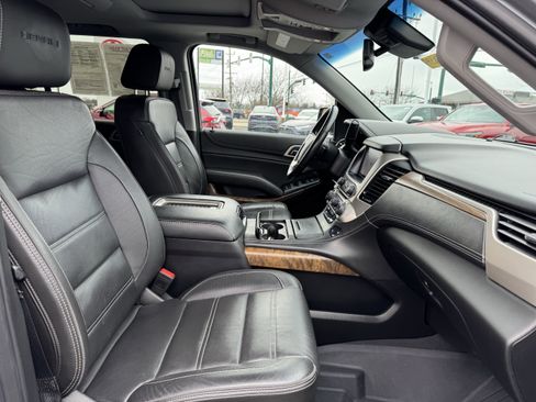 Used 2019 GMC Yukon Denali w/ Denali Ultimate Package image 39