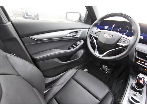 New 2026 Cadillac CT5 Premium Luxury image 8