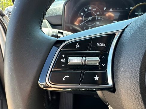 New 2025 Kia Seltos EX image 24