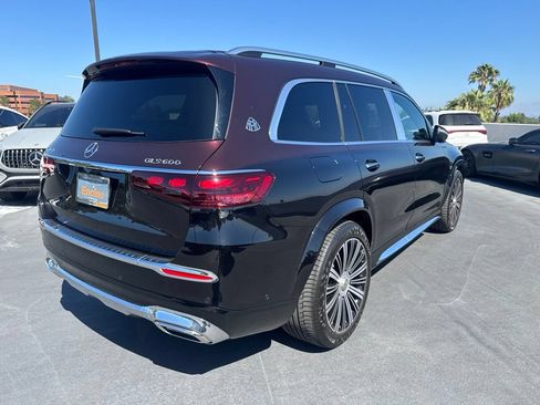 Used 2024 Mercedes-Benz Maybach GLS 600 4MATIC image 6