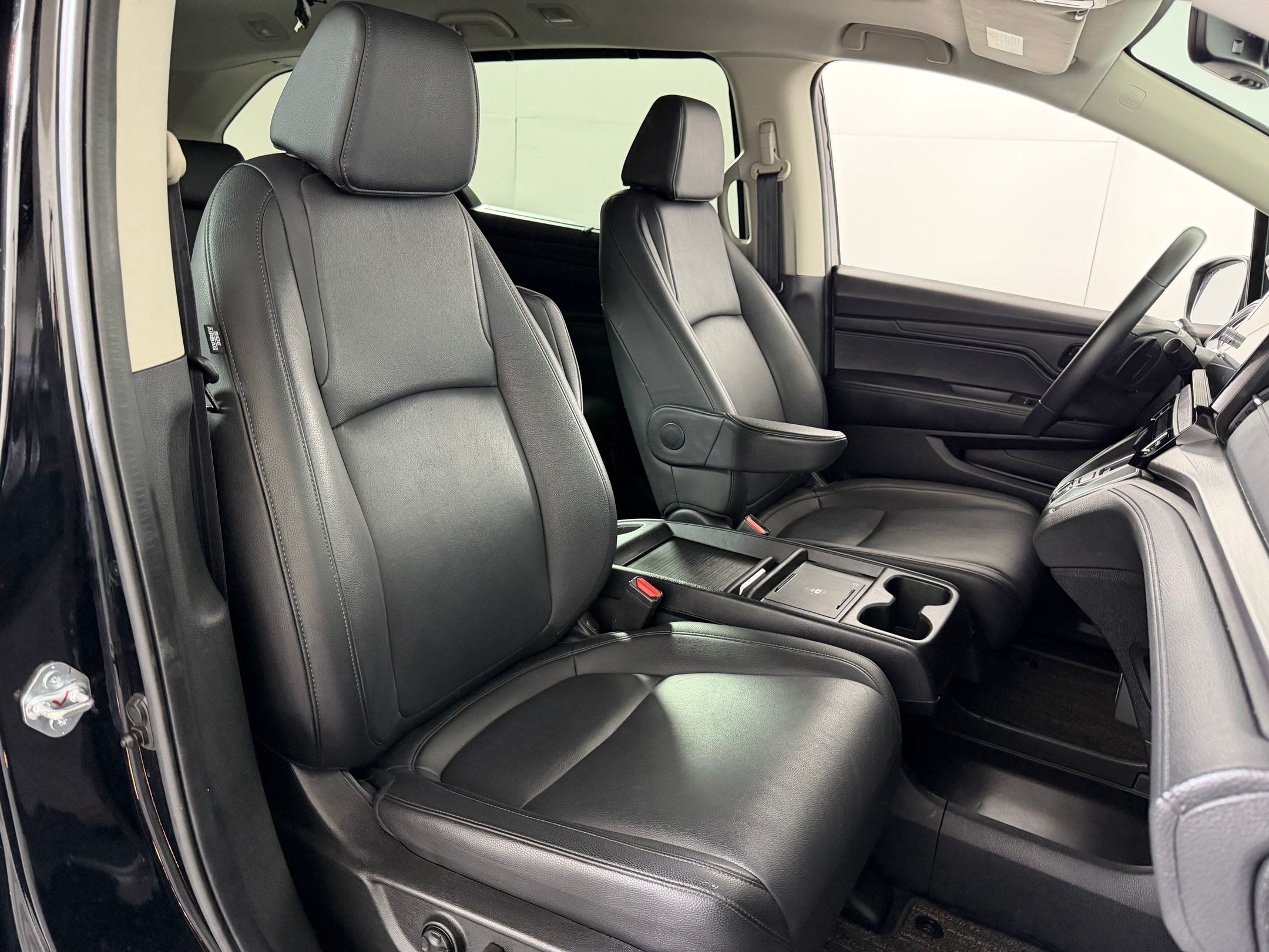 Used 2025 Honda Odyssey EX-L image 19
