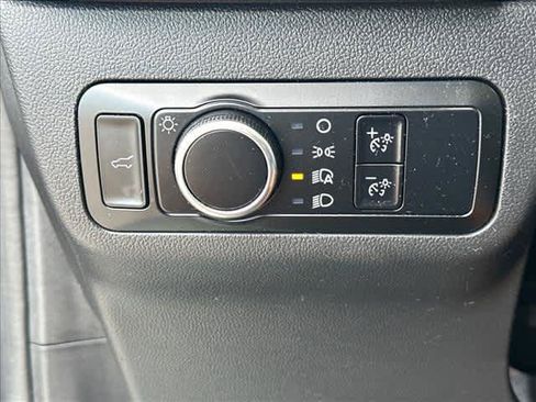 Used 2023 Ford Escape Active AWD/4WD image 17