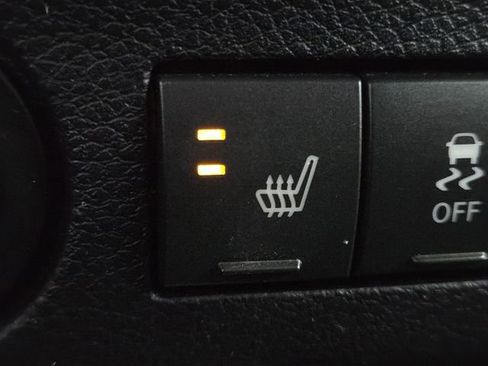 Used 2017 Jeep Wrangler Unlimited Sahara w/ Quick Order Package 24E Chief image 4