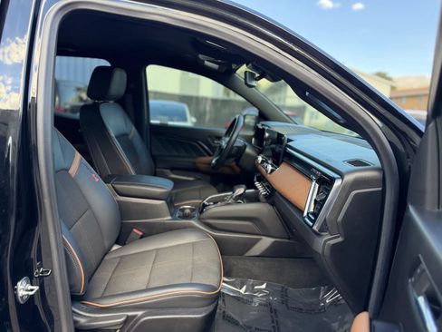 Used 2024 GMC Canyon AT4 AWD/4WD image 19