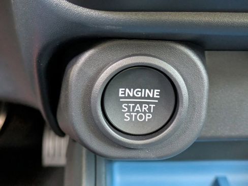 New 2025 Ford Maverick XL image 30