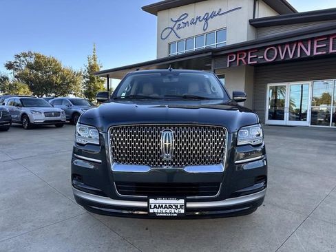 Certified 2022 Lincoln Navigator Reserve image 3