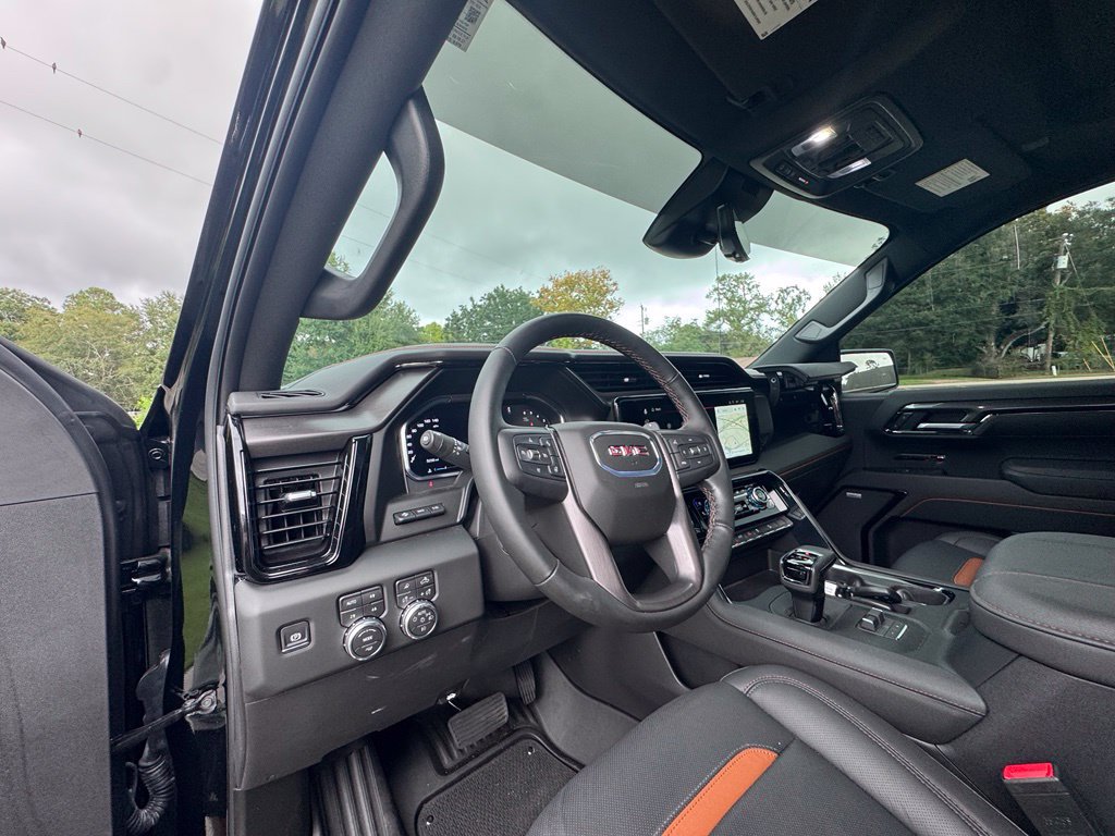 Used 2026 GMC Sierra 1500 AT4 w/ AT4 Premium Package AWD/4WD image 15