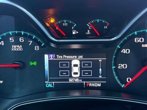 Used 2019 Chevrolet Impala LT FWD image 25