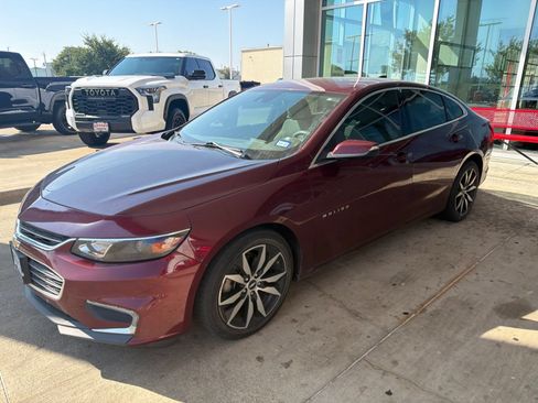 Used 2016 Chevrolet Malibu LT FWD image 1