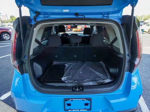 Used 2023 Kia Soul EX image 31