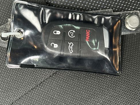 Used 2021 Toyota Corolla SE w/ SE Premium Package image 34