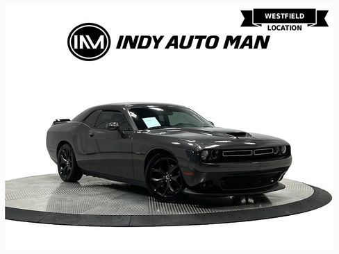 Used 2019 Dodge Challenger R/T RWD image 1