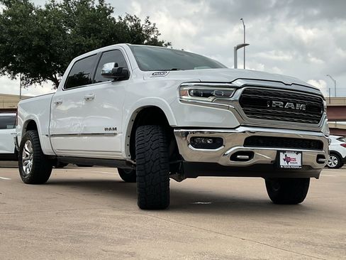 Used 2023 RAM 1500 Limited AWD/4WD image 3