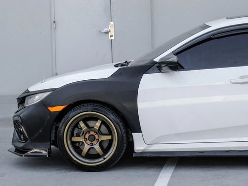 Used 2018 Honda Civic Si image 14
