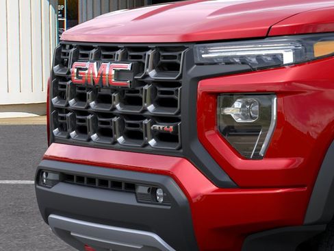 New 2026 GMC Canyon AT4 AWD/4WD image 13