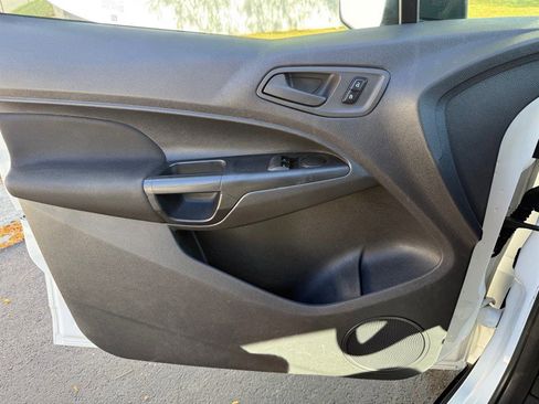 Used 2016 Ford Transit Connect XL image 32