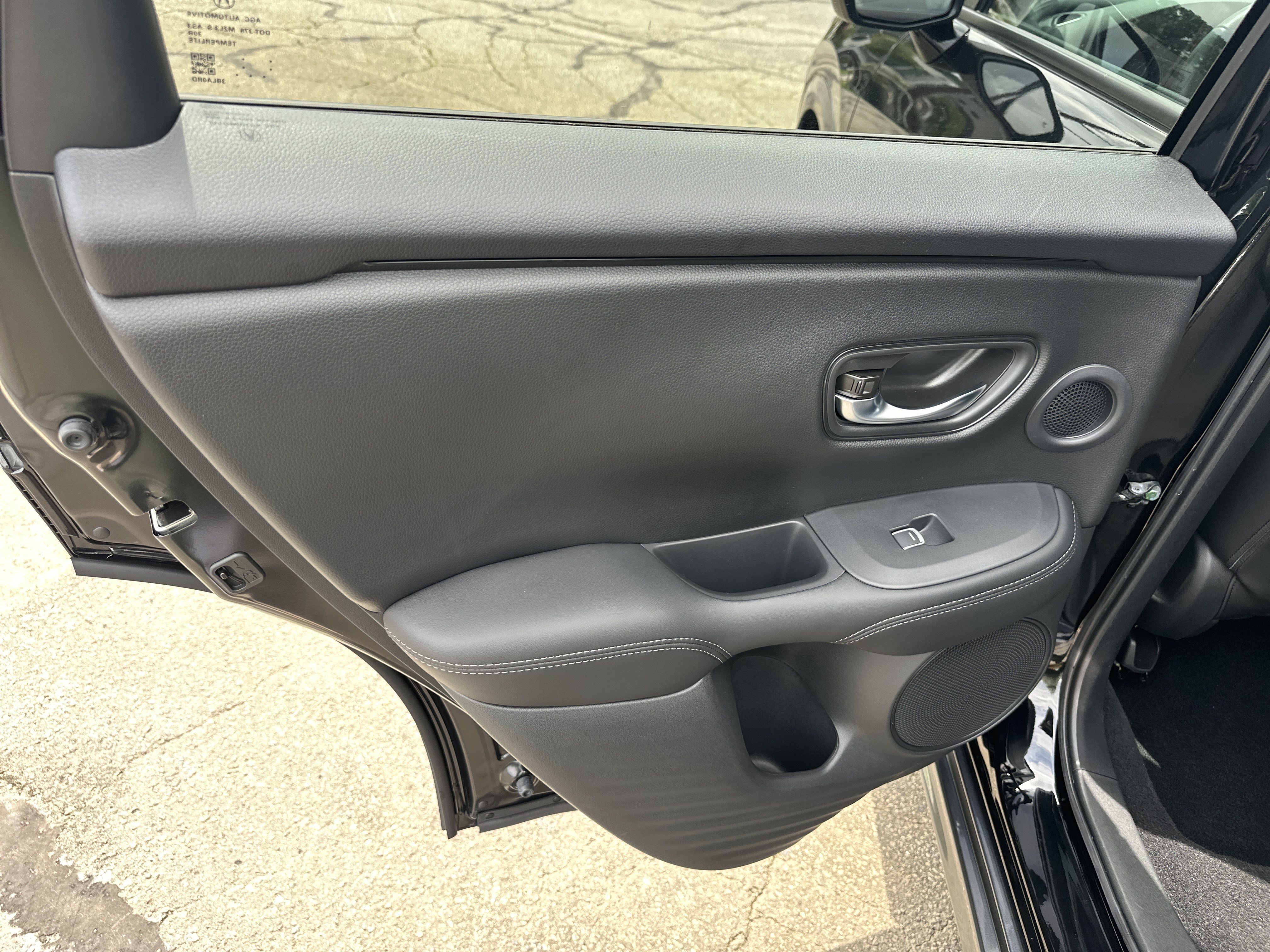 Certified 2025 Acura ADX FWD image 25