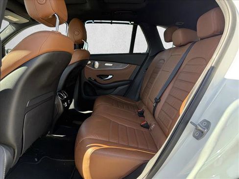 Used 2019 Mercedes-Benz GLC 350e 4MATIC image 17