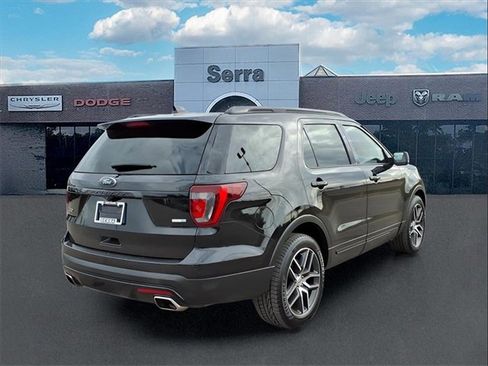 Used 2017 Ford Explorer Sport w/ Equipment Group 401A image 6