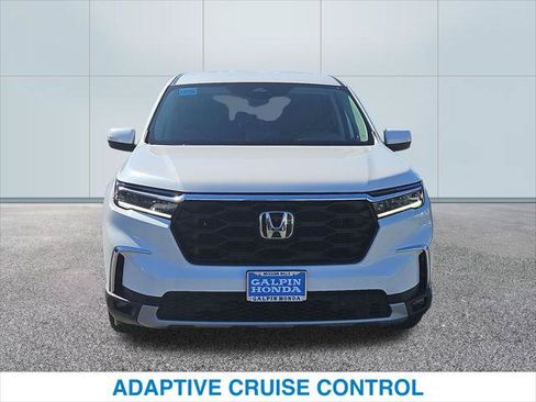 Certified 2025 Honda Pilot EX-L image 3