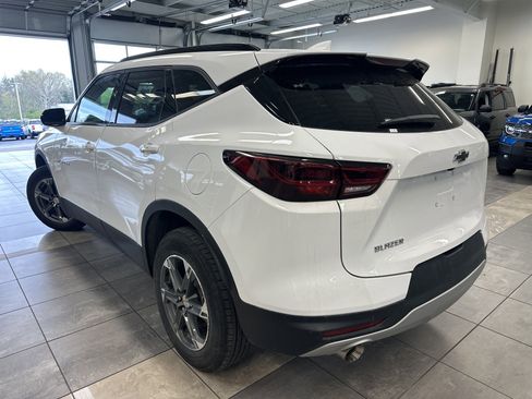 Used 2024 Chevrolet Blazer LT w/ Convenience Package image 11