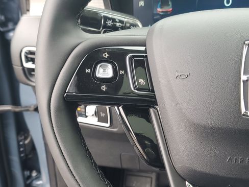 New 2026 Lincoln Corsair Premiere image 16