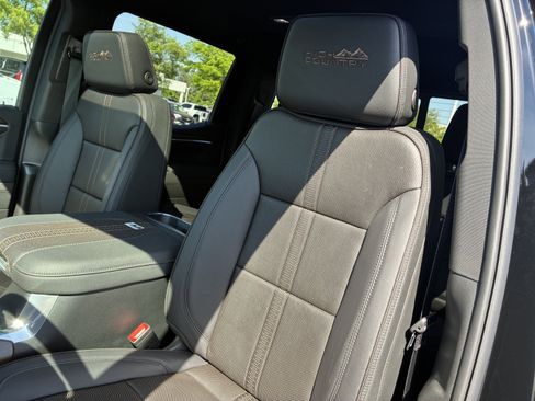 New 2026 Chevrolet Silverado 1500 High Country w/ High Country Premium Package image 23