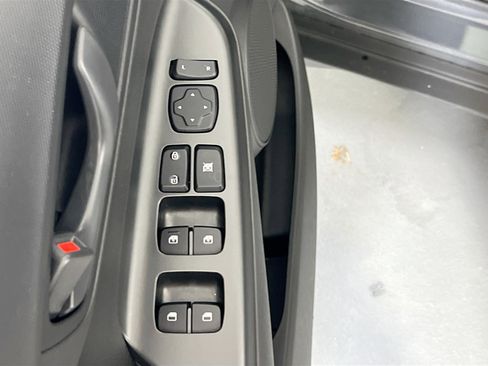 Used 2023 Hyundai Kona SEL w/ Cargo Package image 17