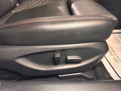 Used 2018 INFINITI Q50 Red Sport 400 w/ Proactive Package image 17