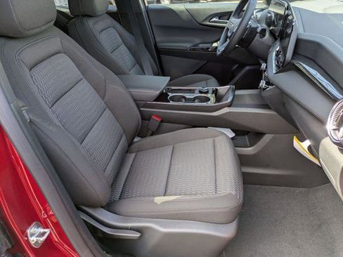 New 2026 Chevrolet Equinox LT w/ Safety and Technology Package AWD/4WD image 30
