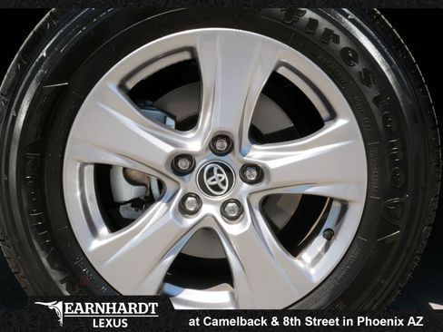 Used 2025 Toyota RAV4 XLE w/ Convenience Package image 21