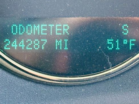 Used 2013 GMC Yukon XL SLT AWD/4WD image 21