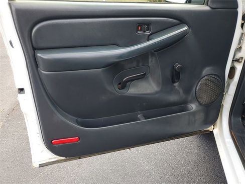 Used 2002 GMC Sierra 1500 2WD Regular Cab image 14