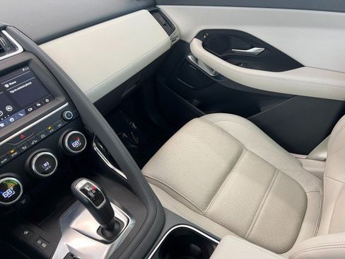 Used 2019 Jaguar E-PACE S AWD/4WD image 23