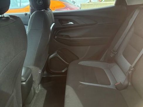 Used 2025 Chevrolet TrailBlazer LT AWD/4WD image 5