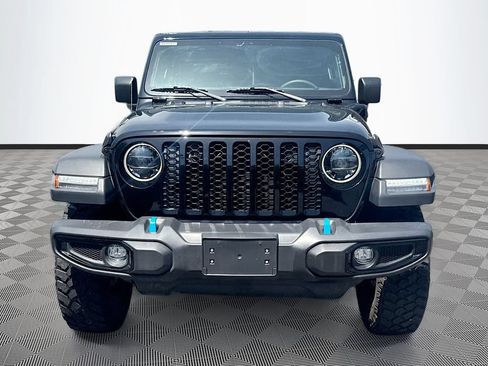 Used 2023 Jeep Wrangler Unlimited w/ 8.4" Radio Group AWD/4WD image 2