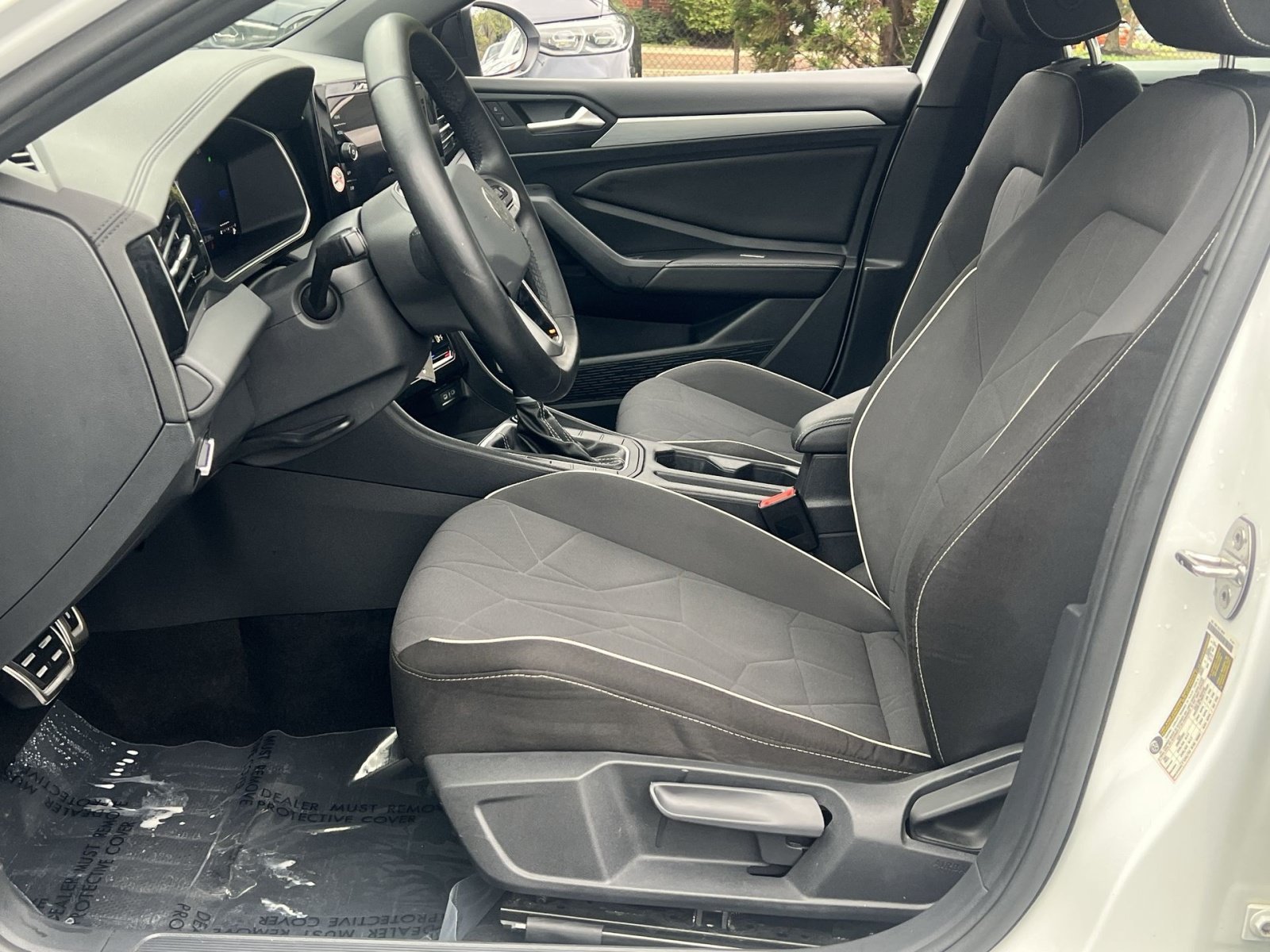 Used 2025 Volkswagen Jetta Sport FWD image 12