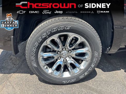 Used 2024 RAM 1500 Laramie AWD/4WD image 11