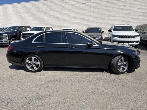 Used 2018 Mercedes-Benz E 300 image 4