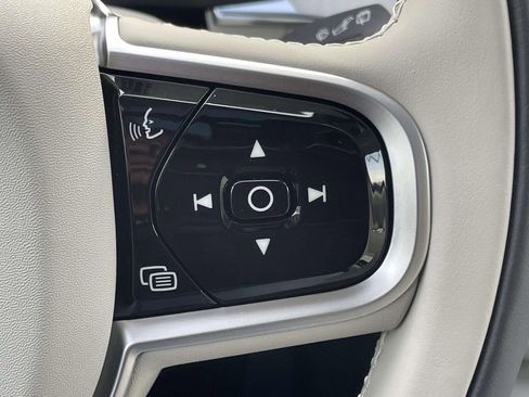 New 2026 Volvo XC60 T8 Ultra w/ Protection Package Premier AWD/4WD image 11