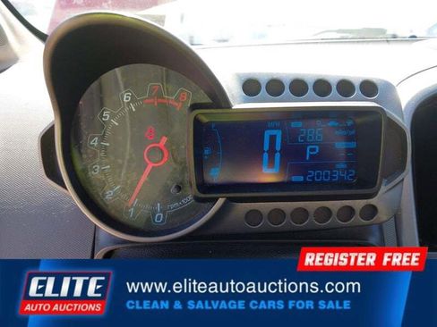Used 2015 Chevrolet Sonic LT FWD image 14