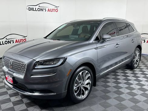 Used 2021 Lincoln Nautilus Reserve w/ Cargo Utility Package AWD/4WD image 2