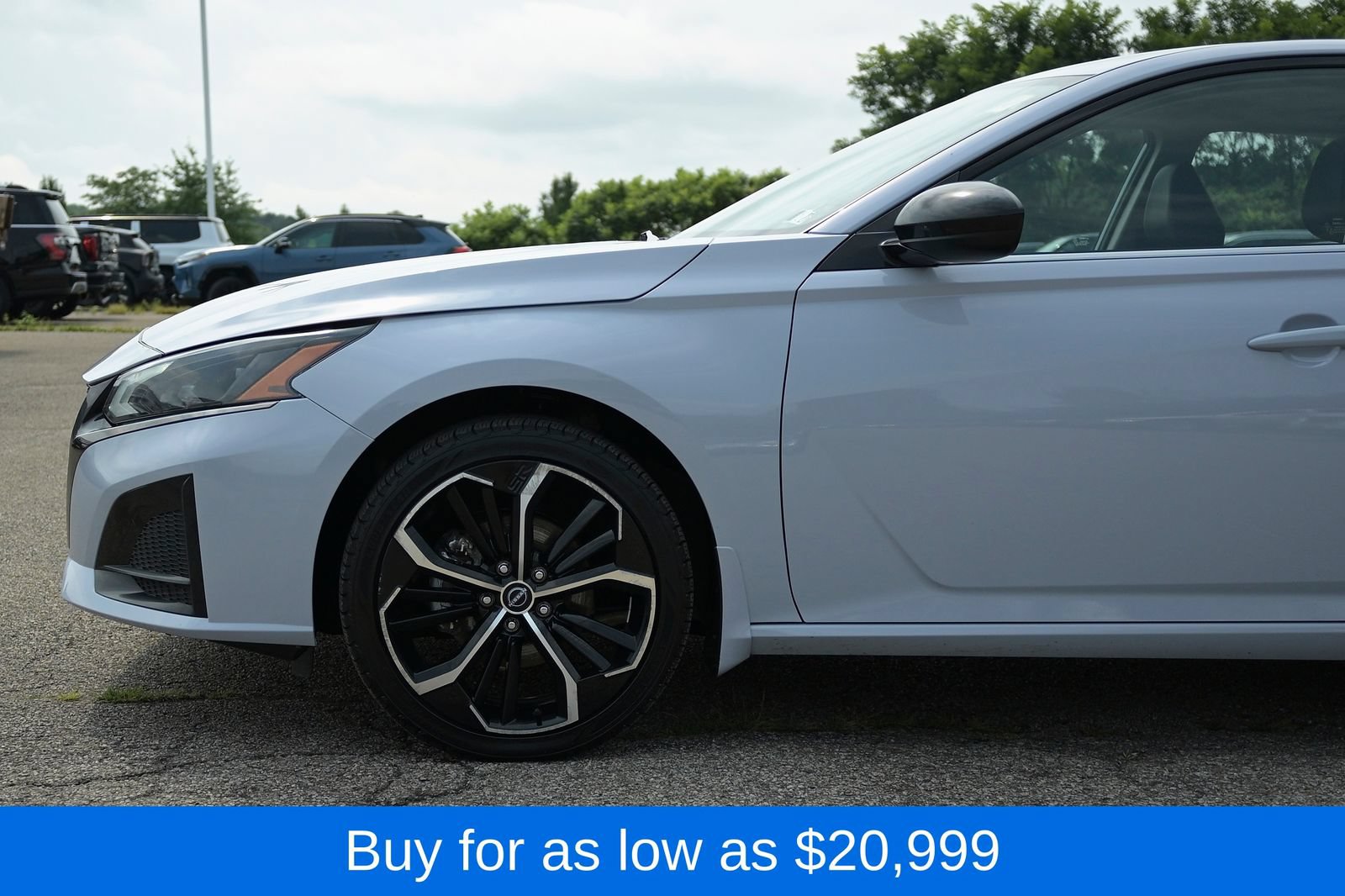Used 2024 Nissan Altima 2.5 SR AWD/4WD image 6