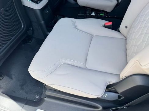 New 2026 Volvo XC90 T8 Plus w/ Protection Package image 20