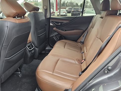Used 2022 Subaru Outback Touring XT image 4