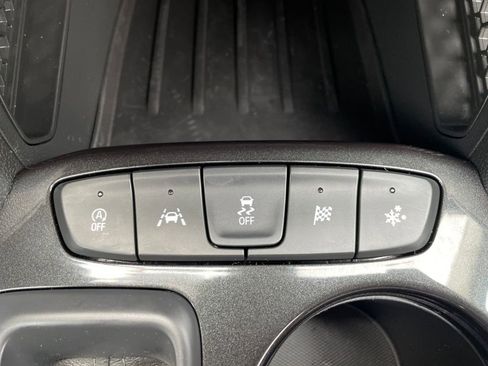 Used 2023 Chevrolet TrailBlazer LT w/ Convenience Package FWD image 23
