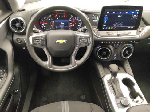 Used 2024 Chevrolet Blazer LT w/ Convenience Package FWD image 22